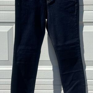 NWOT Calvin Klein Jeans Women's Dark Blue Skinny Jeans